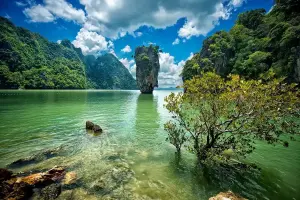 James Bond Island